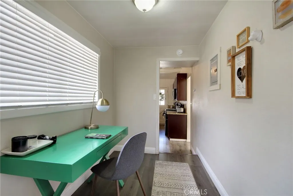 986 Cameron Drive, Big Bear Lake, California 92315 home-pic-24